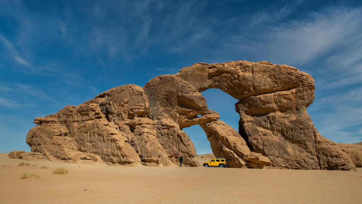 The Arch (Rainbow Rock) view 2