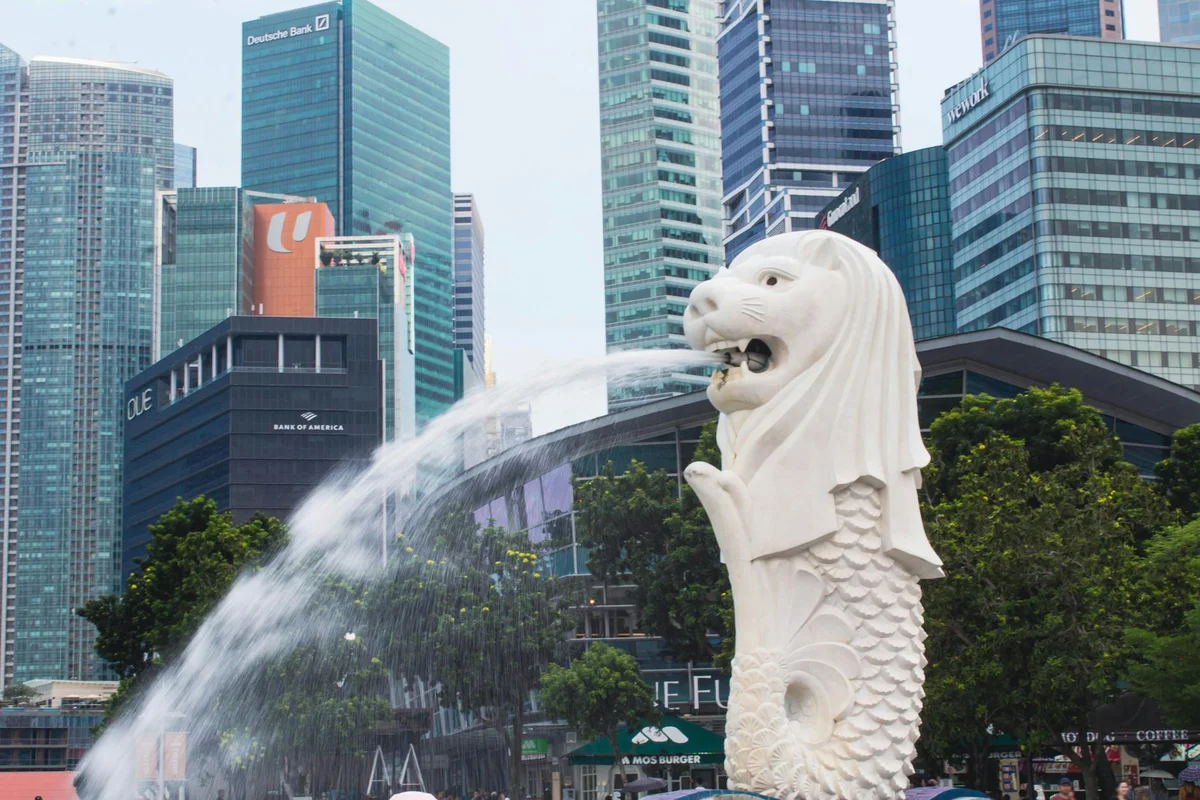 Merlion Park view 2