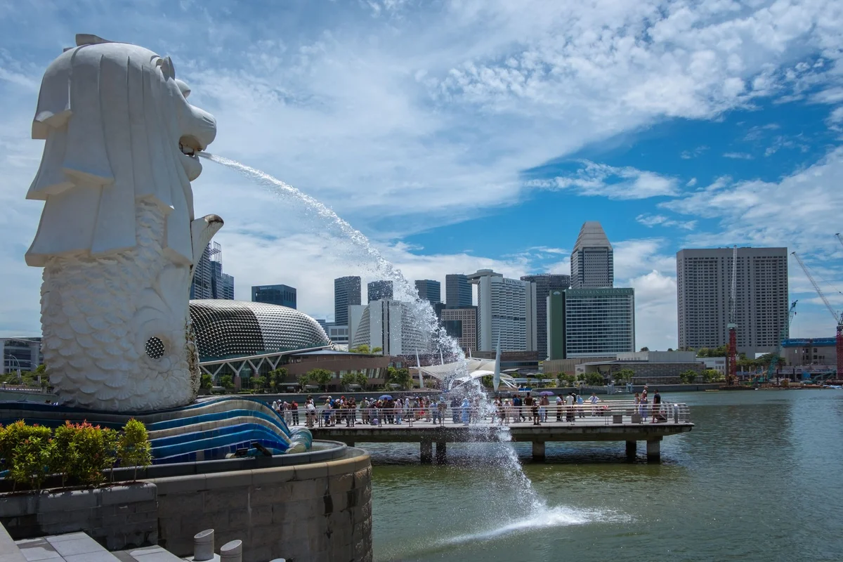 Merlion Park view 1