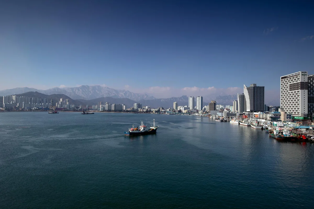 Dongmyeong Port feature