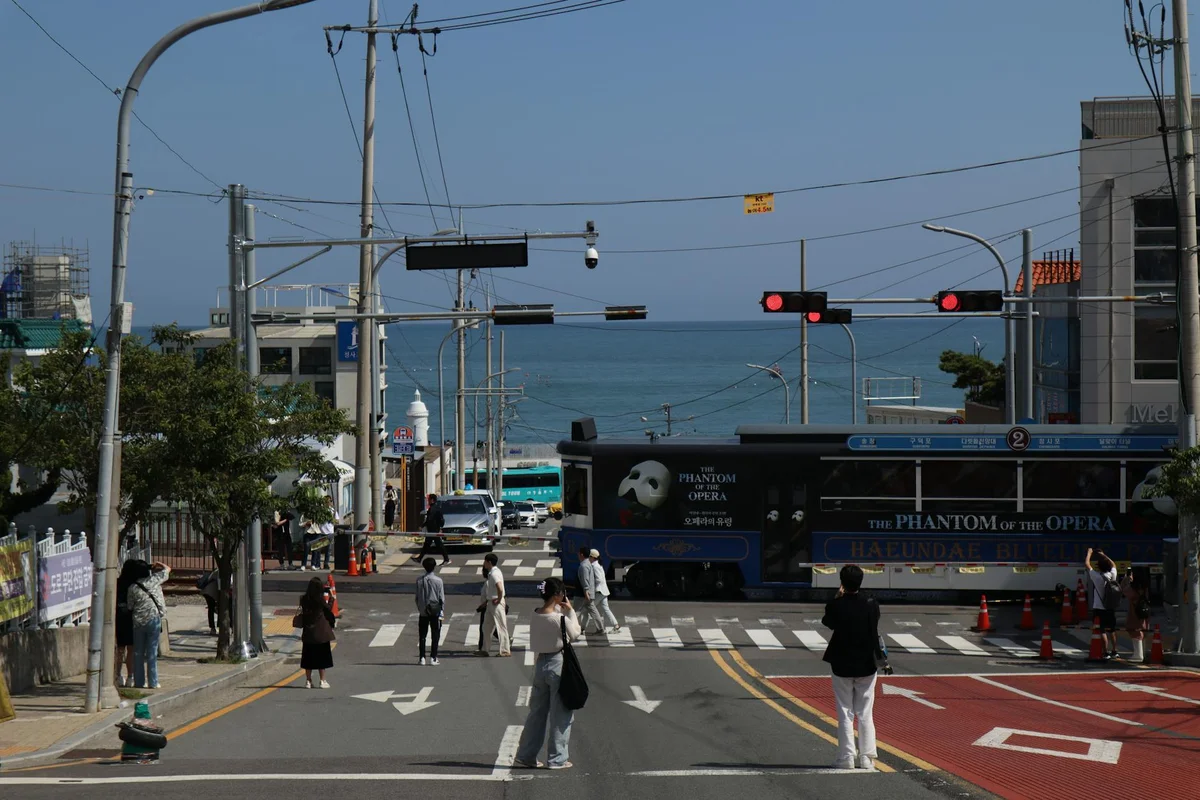 Jeongdongjin Skywalk view 2