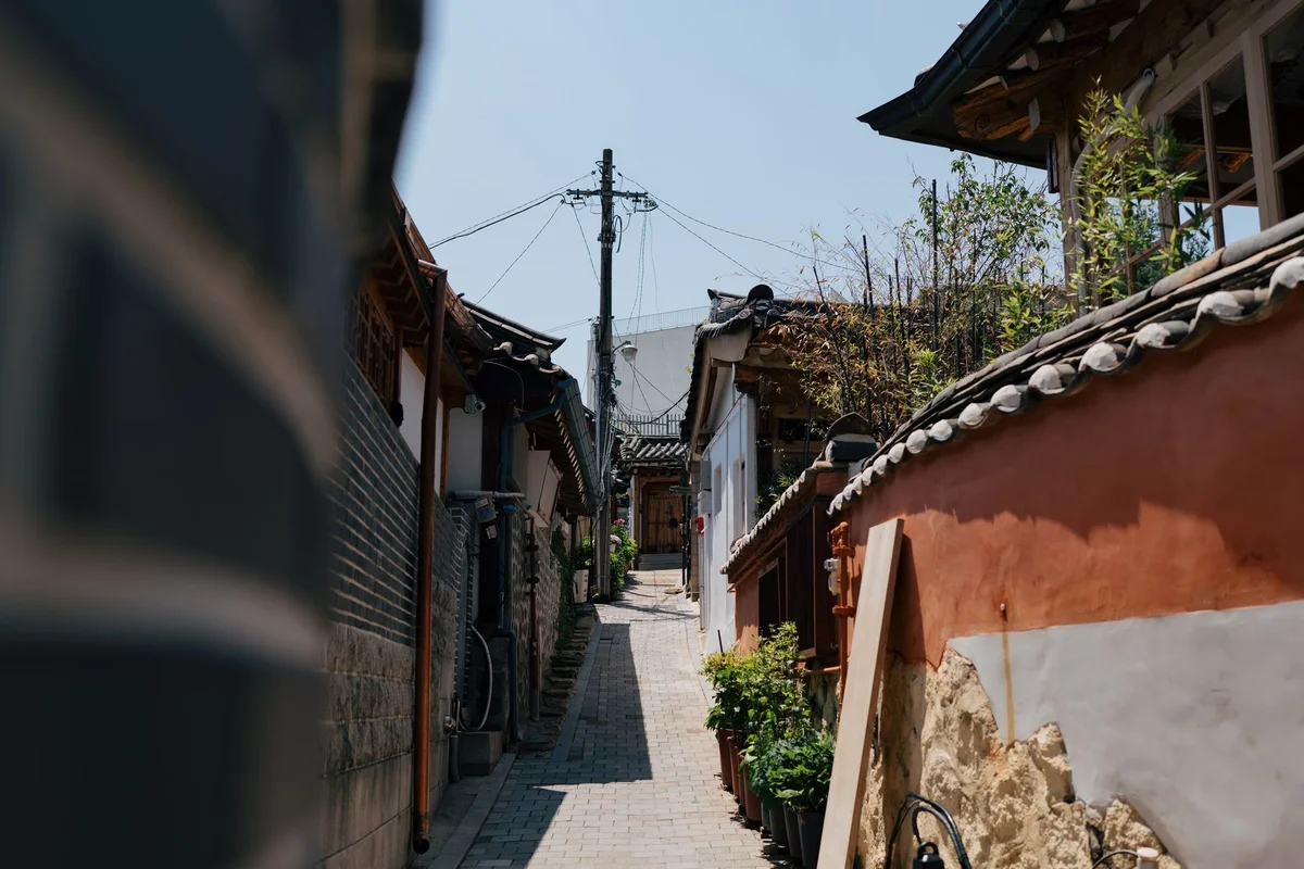 Haenggung-gil Craft Street view 2