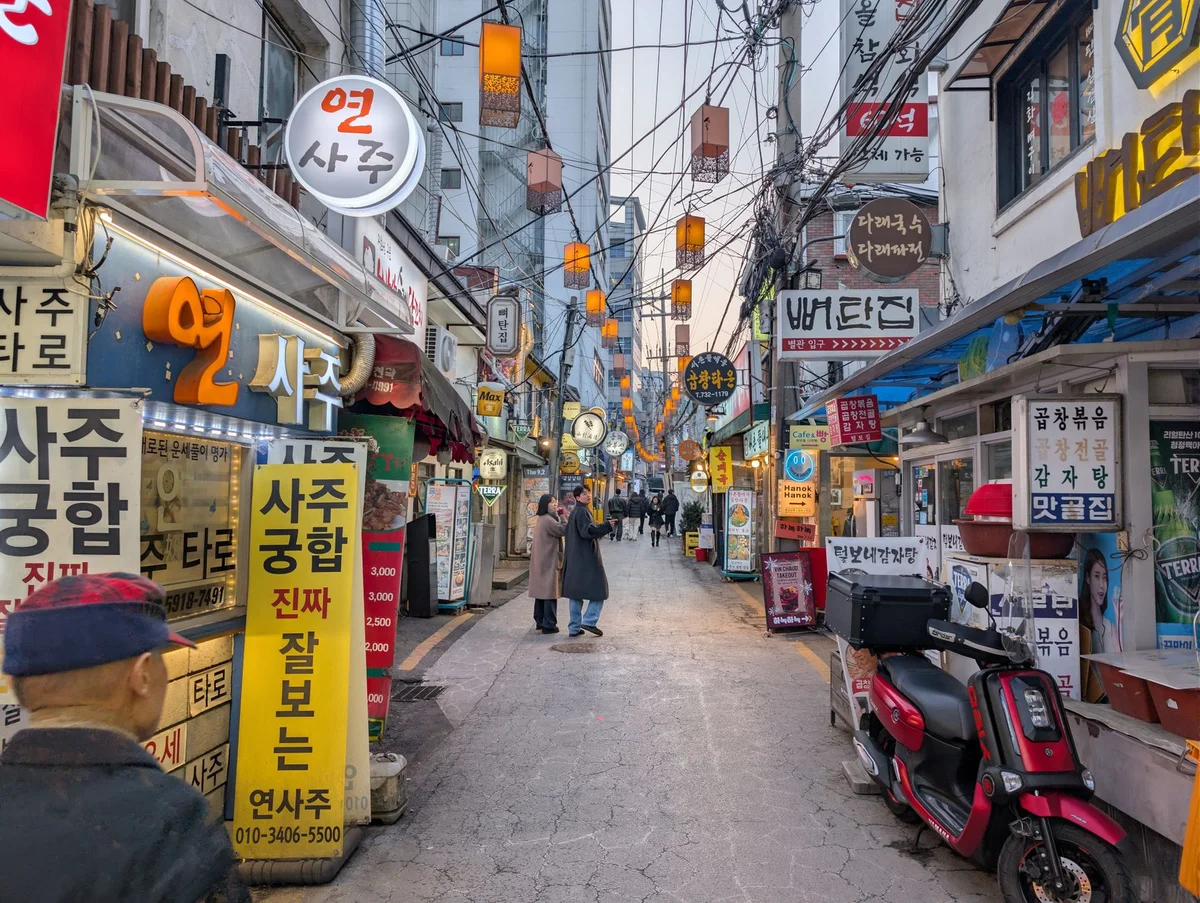 Insadong-gil view 2