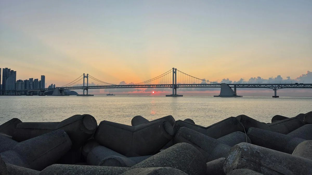 Nurimaru APEC House feature