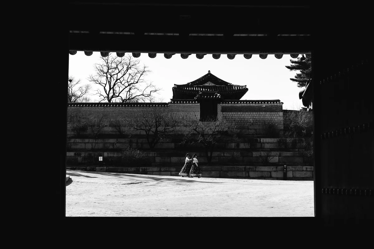 Paldalmun Gate view 2