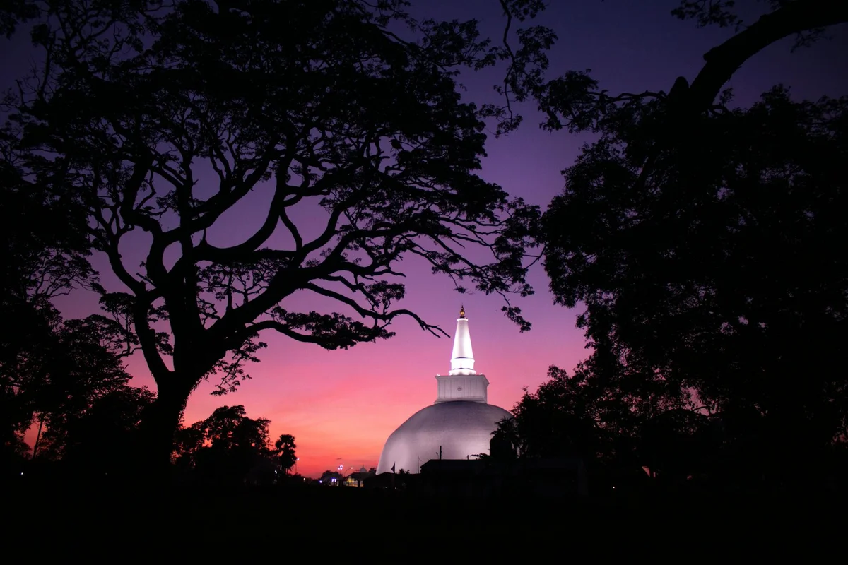 Anuradhapura feature