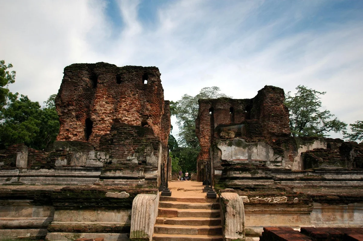 Ancient City of Polonnaruwa feature