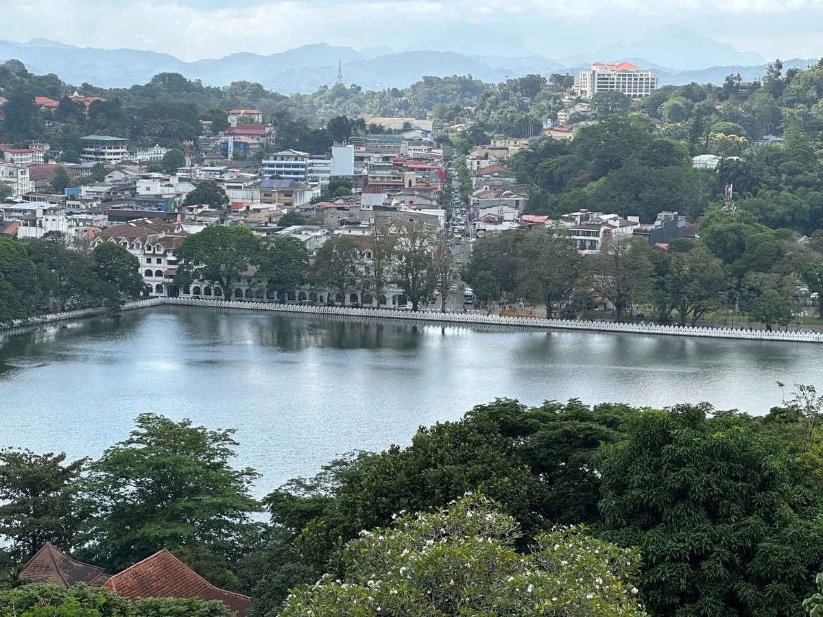 Colombo to Kandy Train view 1