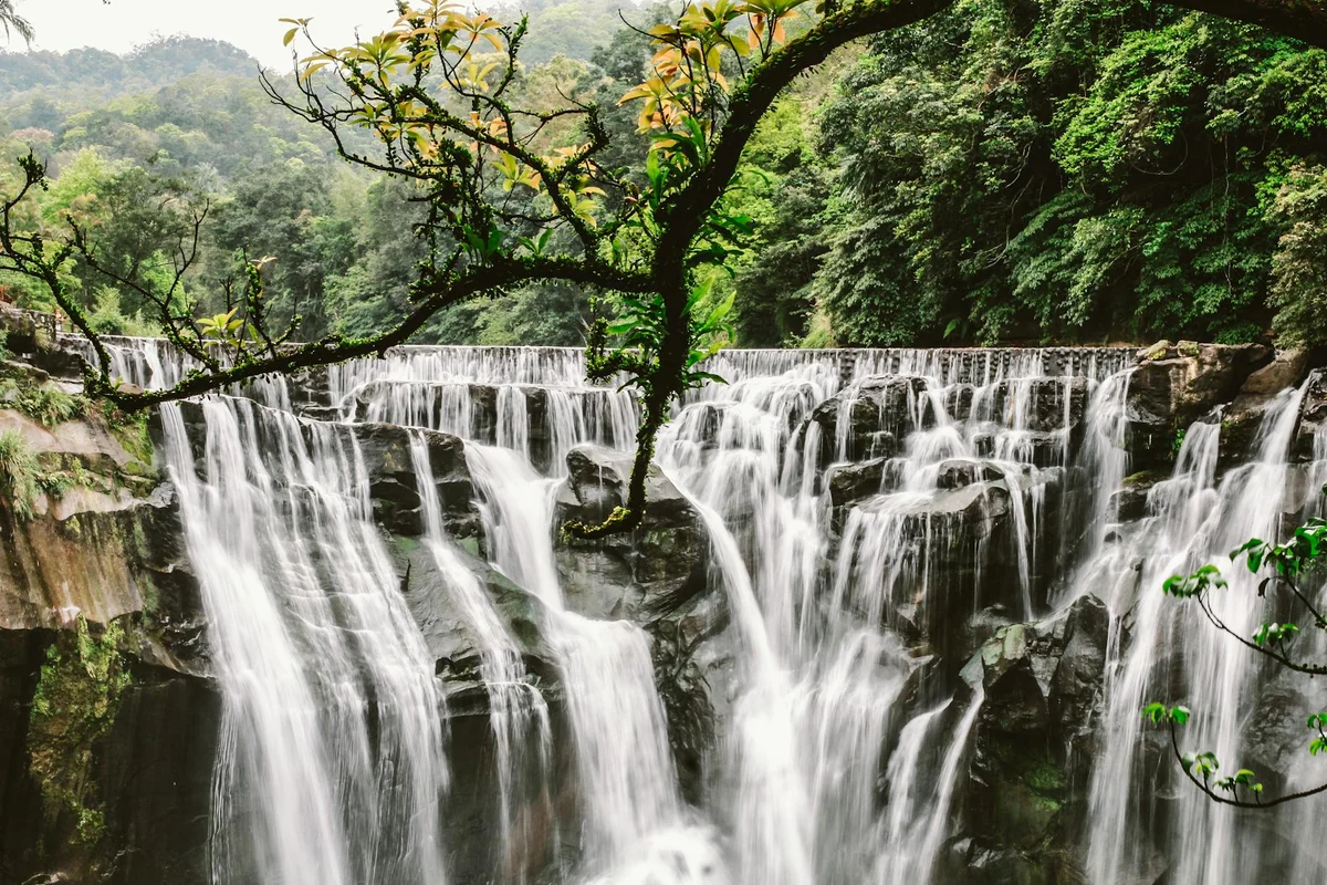 Shifen Waterfall view 1