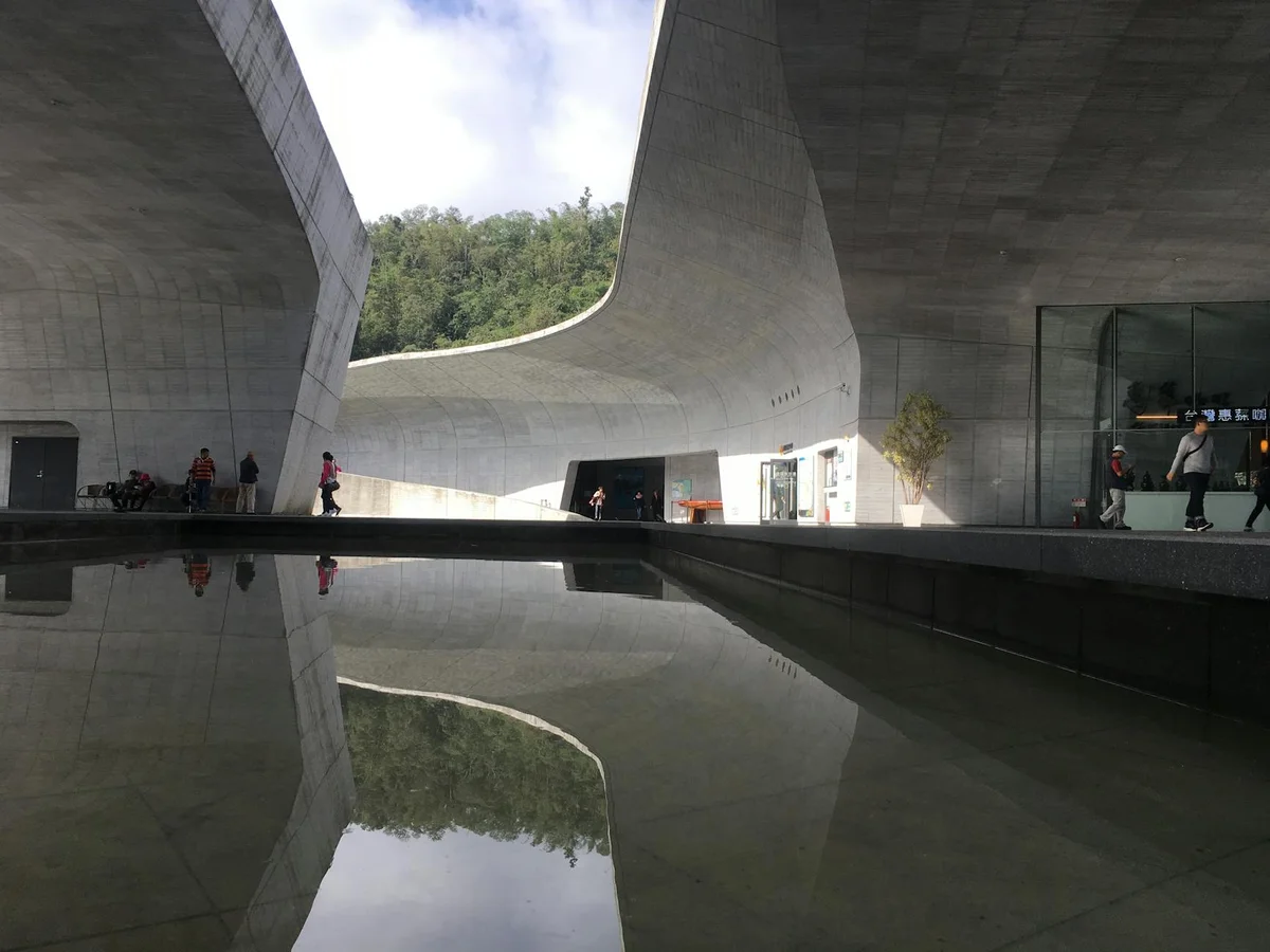 Kaohsiung Museum of Fine Arts view 2