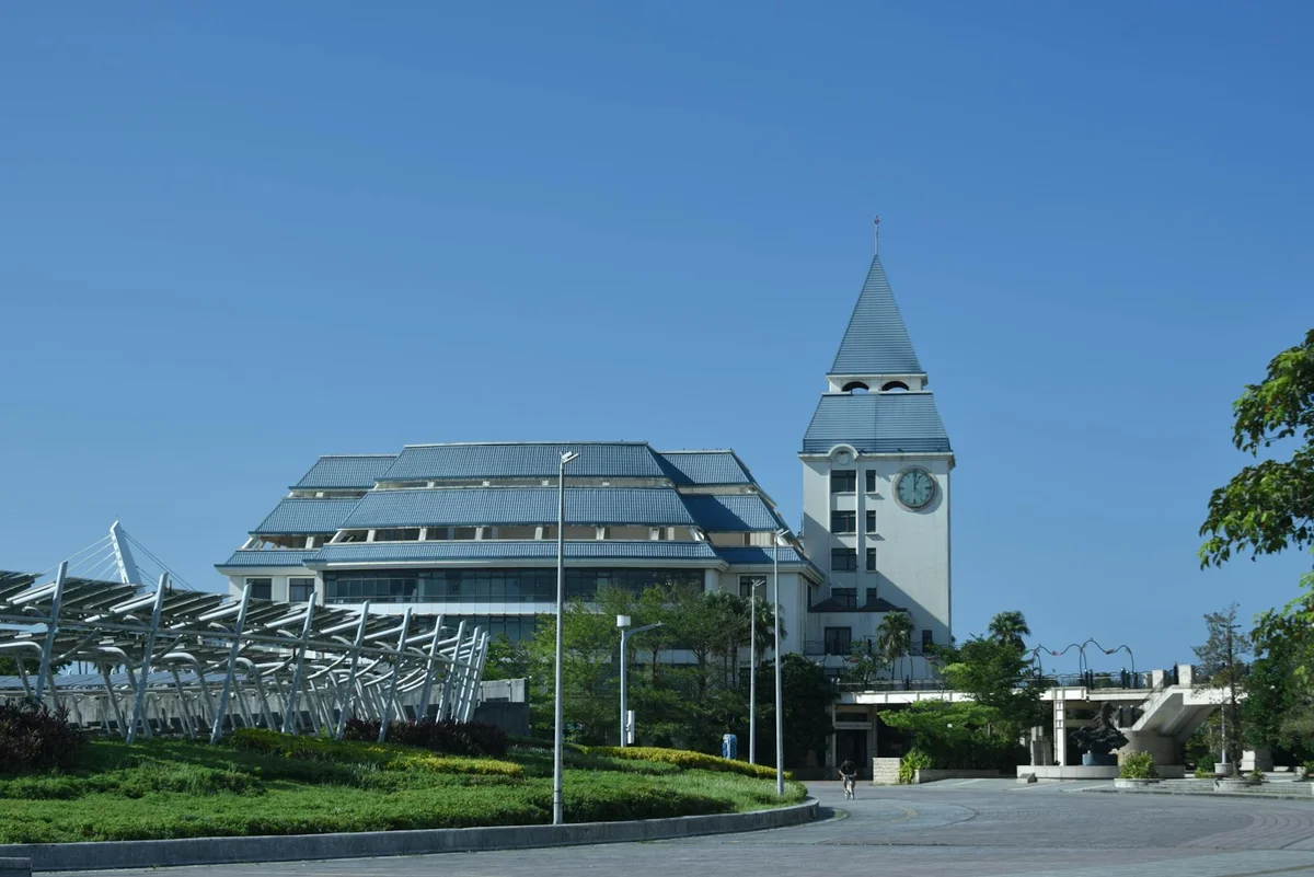 Taichung Railway Station view 1