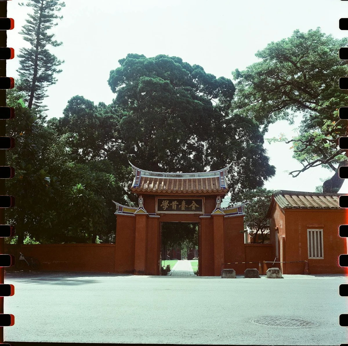 Chihkan Tower view 2