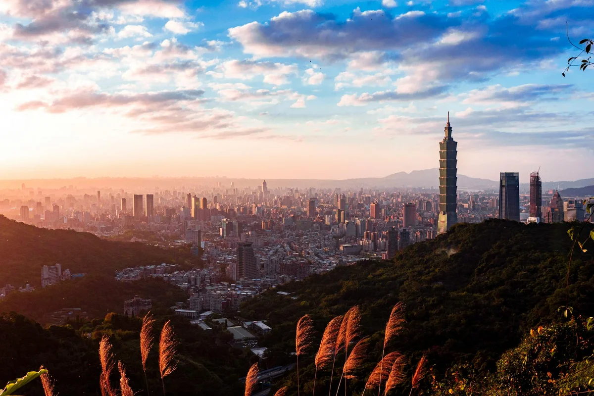 Elephant Mountain feature