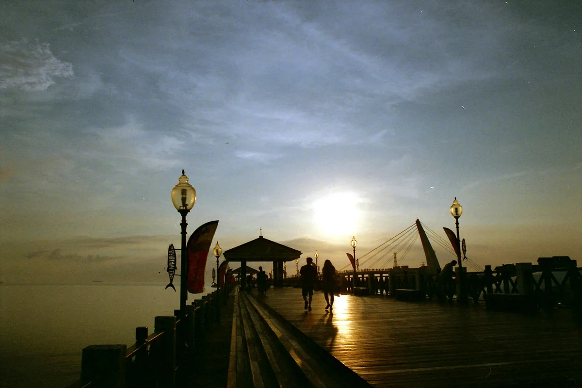 Tamsui Fisherman's Wharf view 1