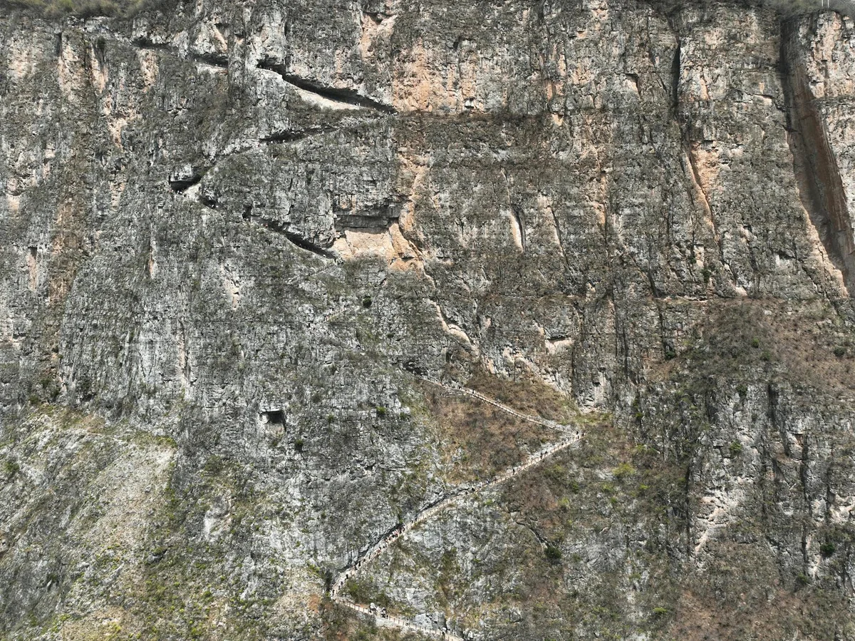 Zhuilu Old Trail view 2