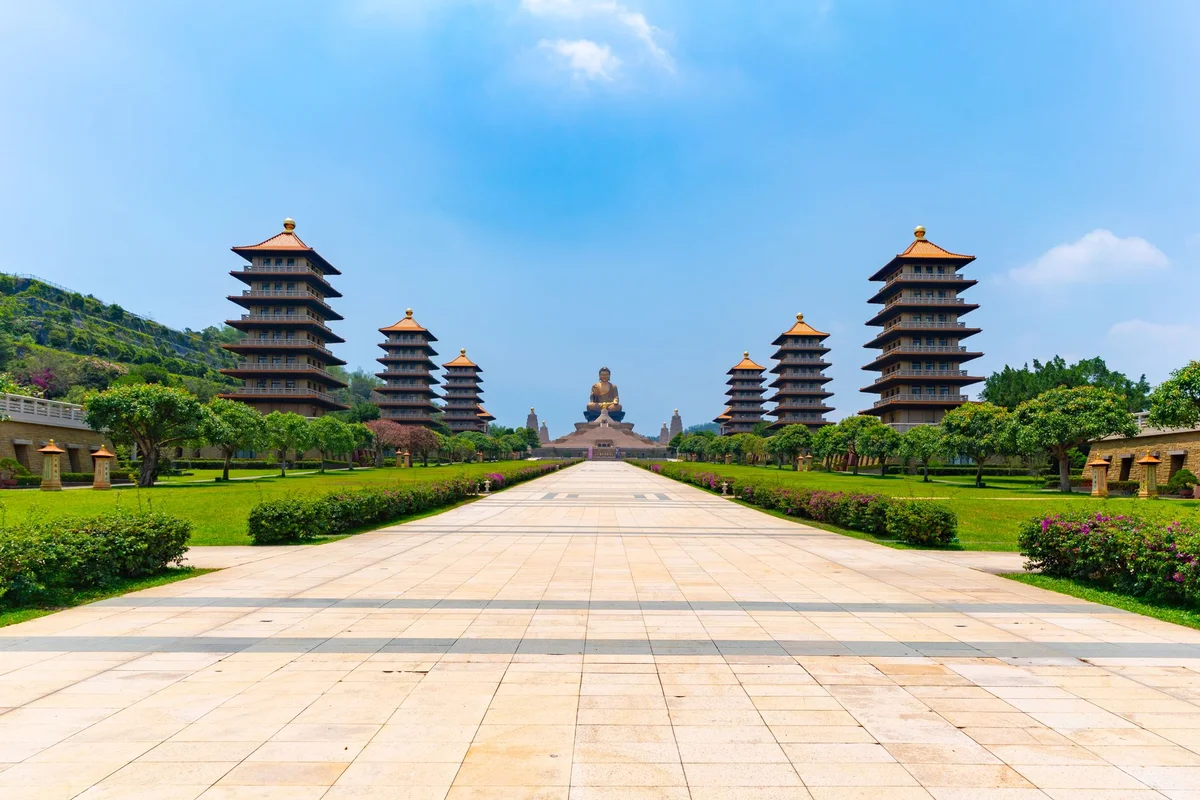 Fo Guang Shan Monastery view 2
