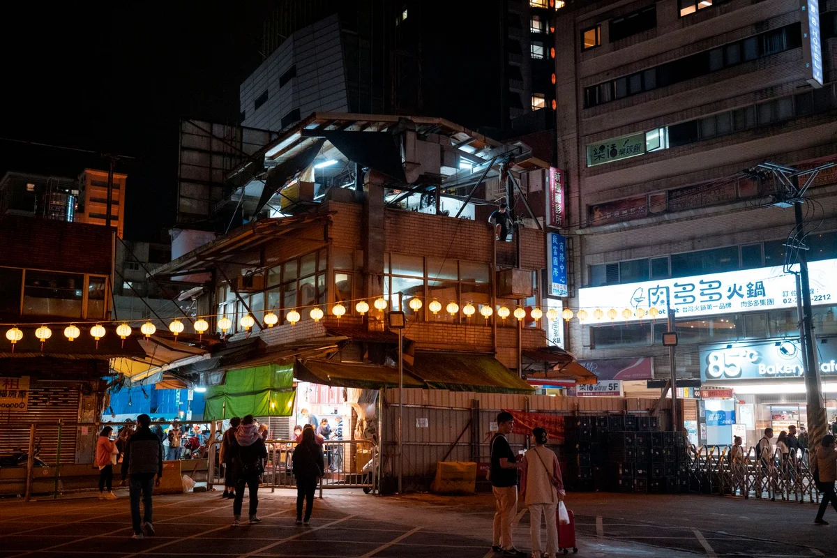 Shilin Night Market view 2