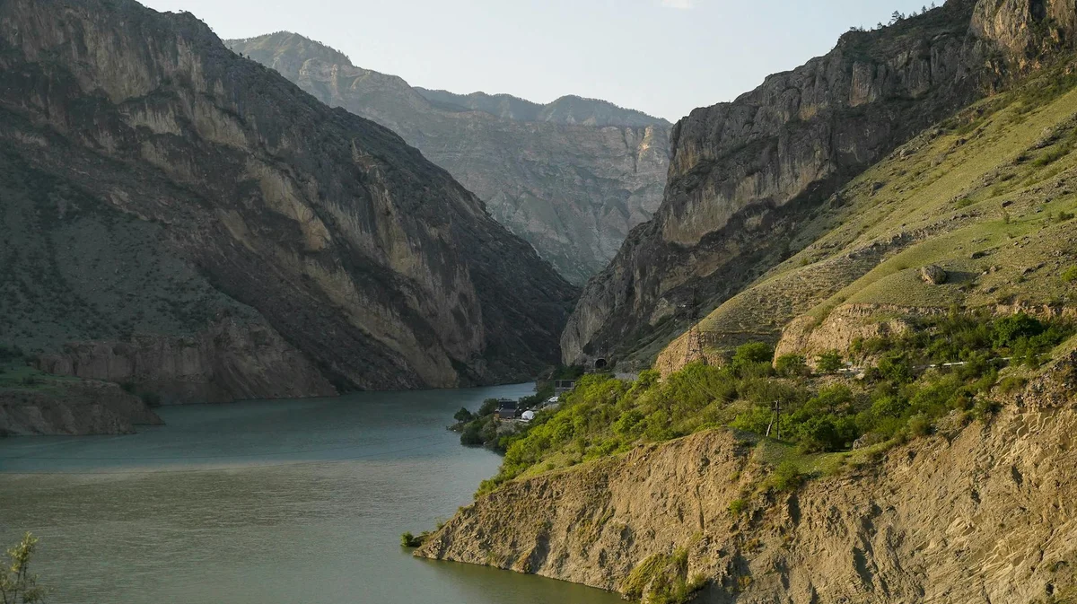 Varzob Gorge feature