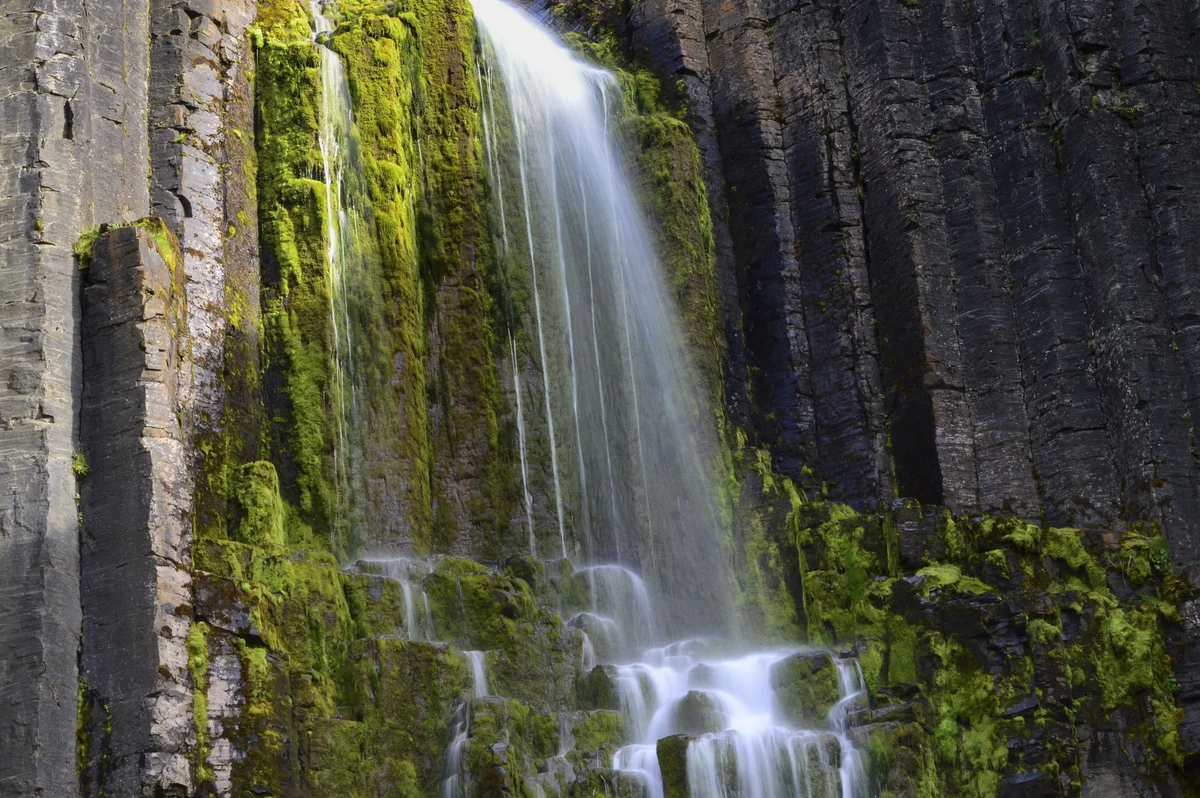 Gusgarf Waterfall view 2