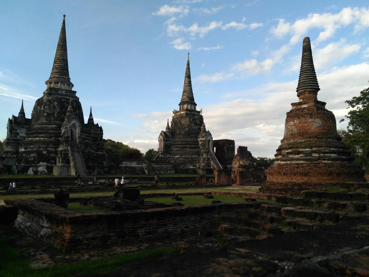 Wat Chaiwatthanaram view 2