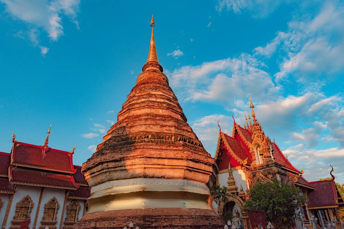 Wat Inthakhin Sadue Muang view 1