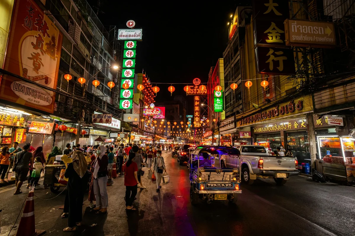 Sunday Night Walking Street view 1