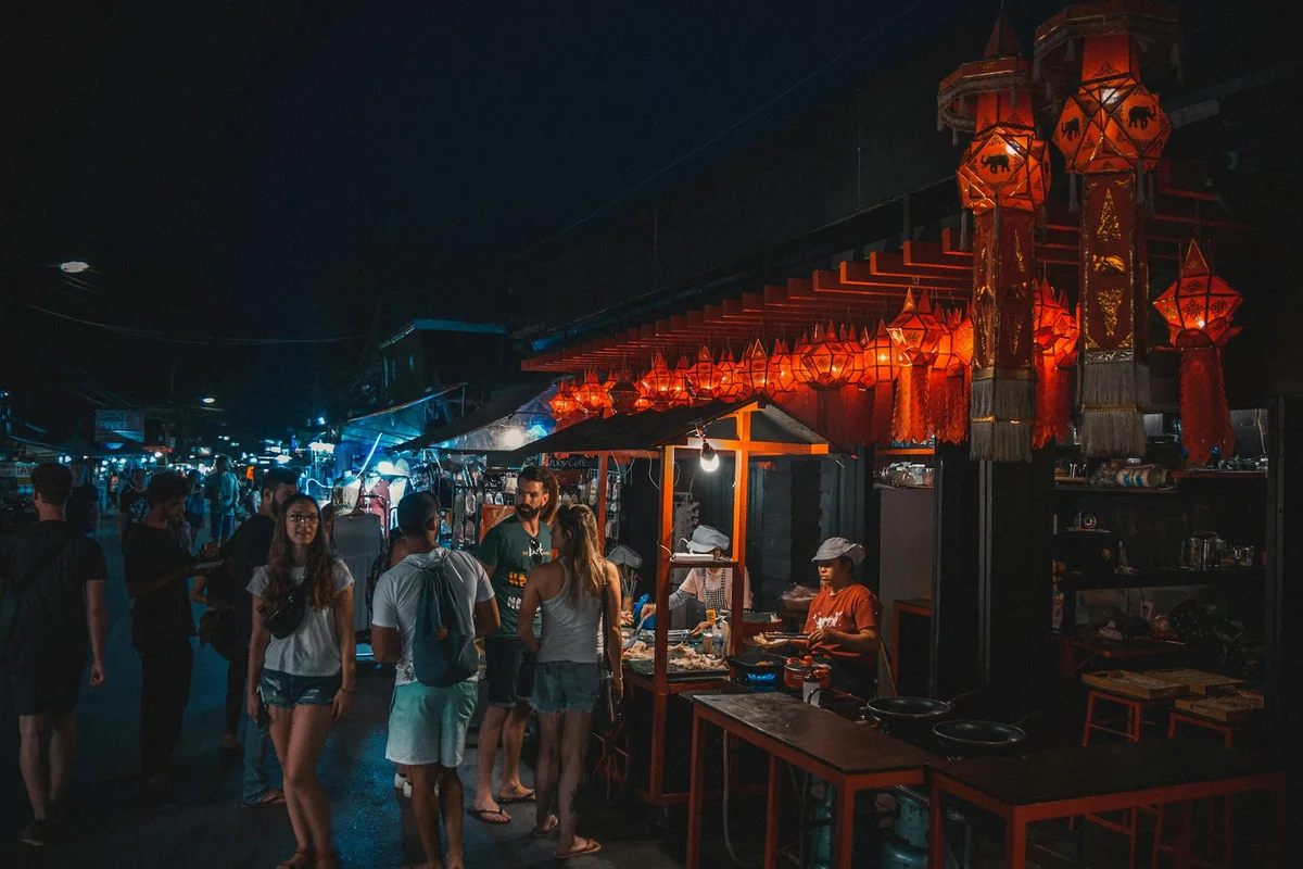 Sunday Night Walking Street feature