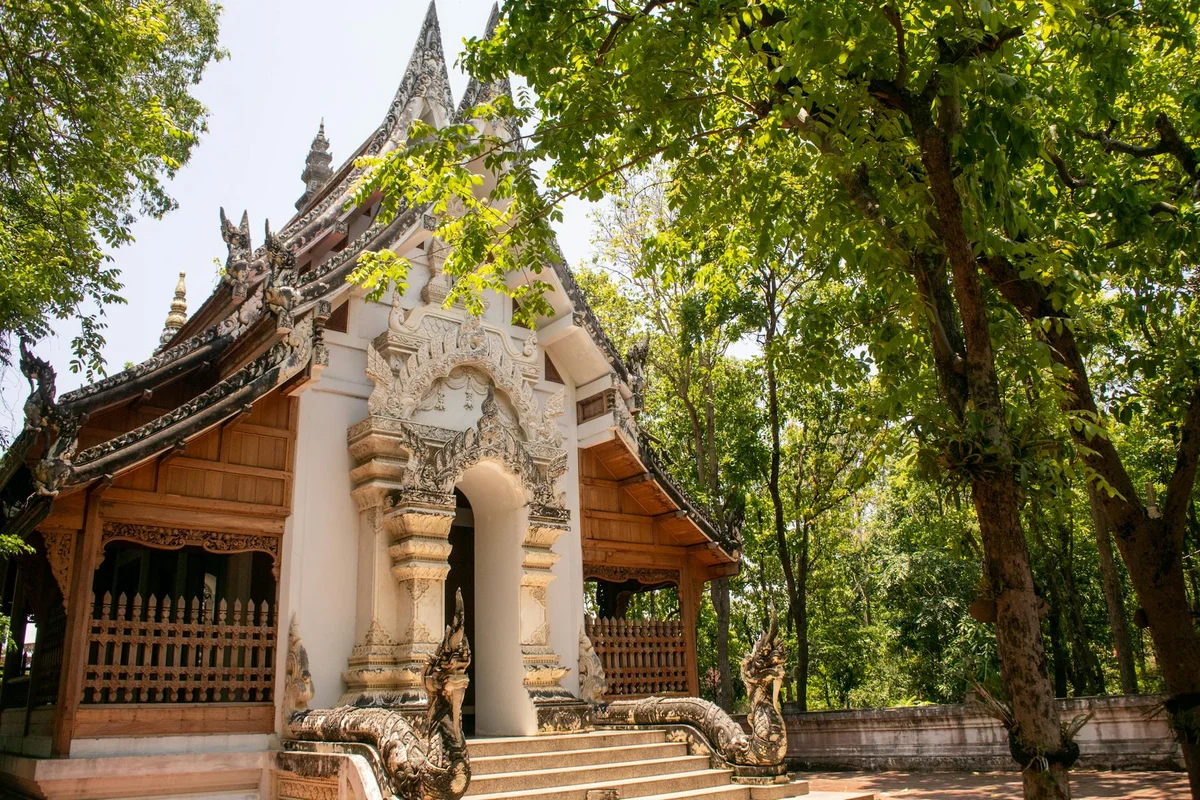 Wat Phra That Doi Kham view 2