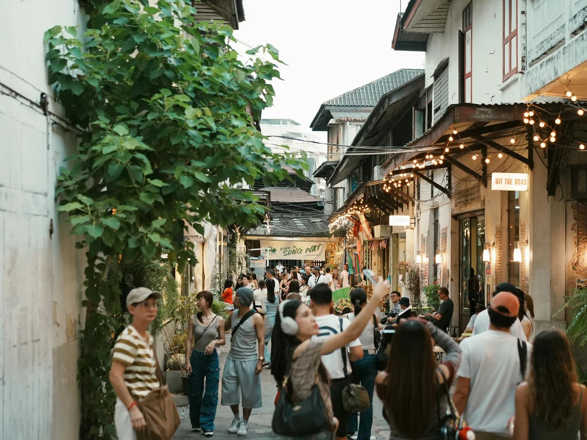 Warorot Market feature