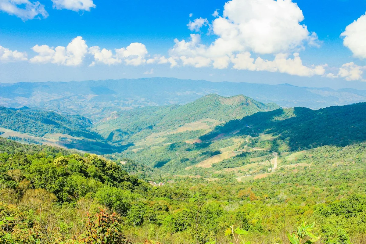 Hill Tribe Village and Long Neck Karen Village view 2