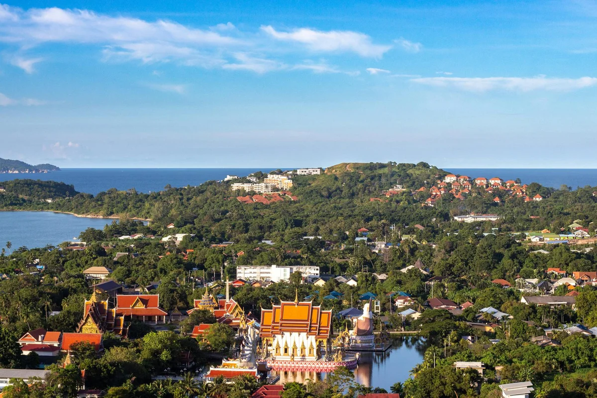 Big Buddha Temple (Wat Phra Yai) view 2