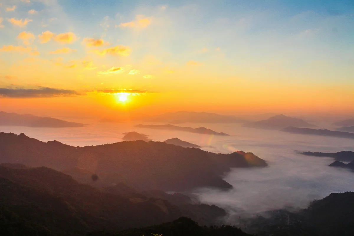 Khao Pom Viewpoint feature