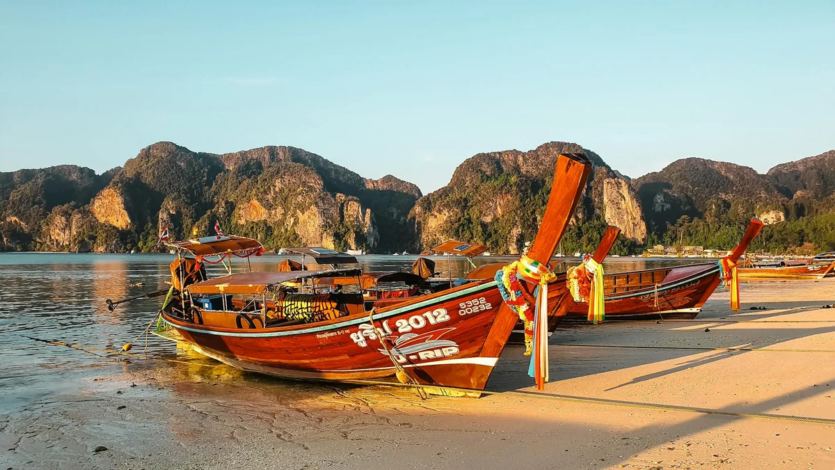 Noppharat Thara Beach feature