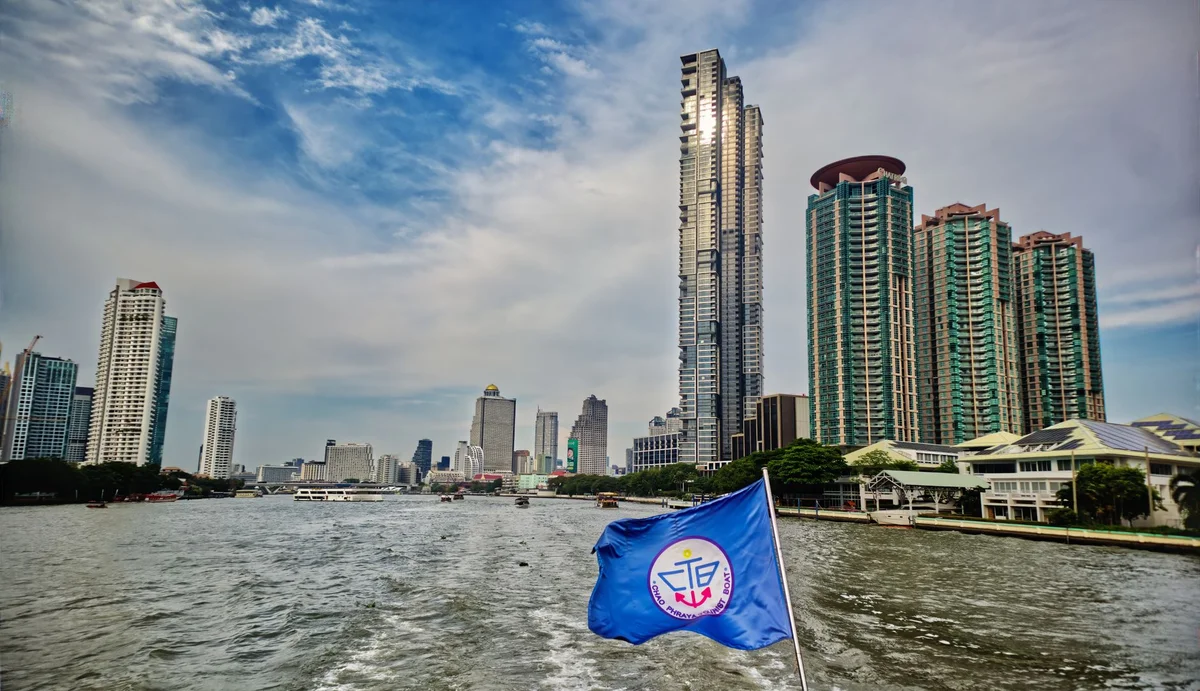 Chao Phraya River view 1