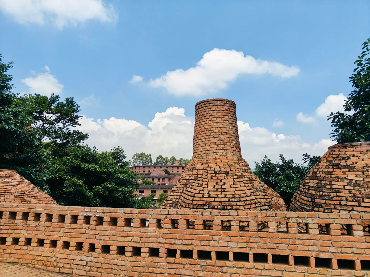 Doi Din Dang Pottery view 1