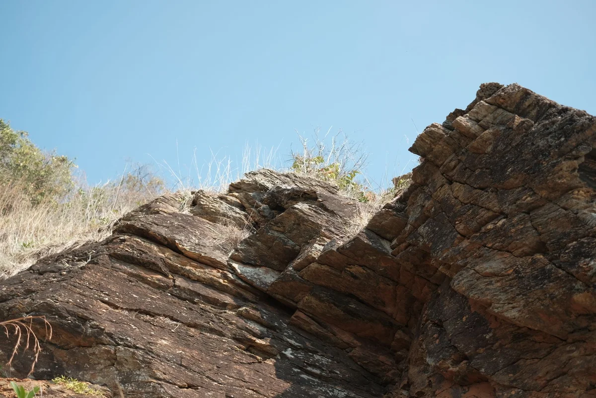 Overlap Stone view 2