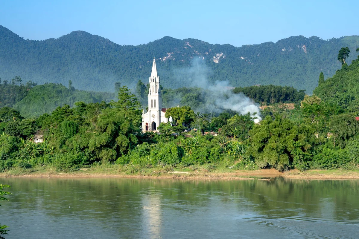 Portuguese Settlement feature