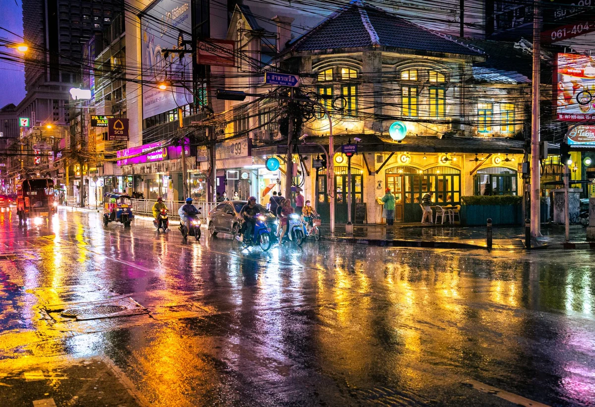 Pracha Songkhro Road view 2