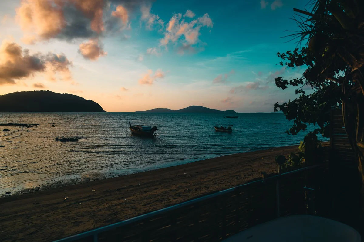 Racha Yai Island view 2