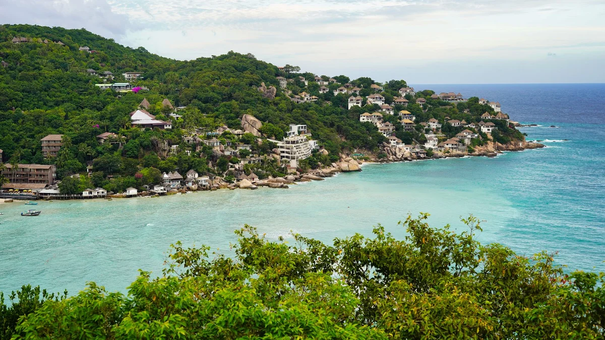Siam Bay feature
