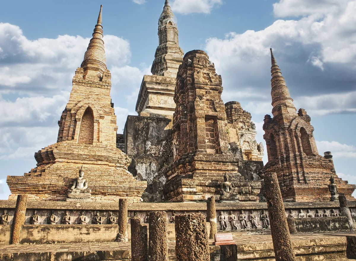 Wat Chaiwatthanaram view 2