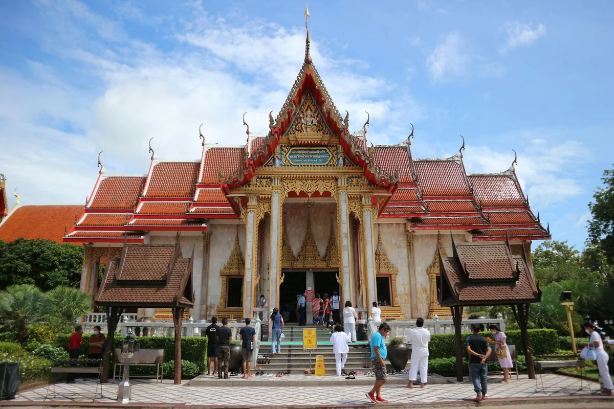 Wat Chalong feature