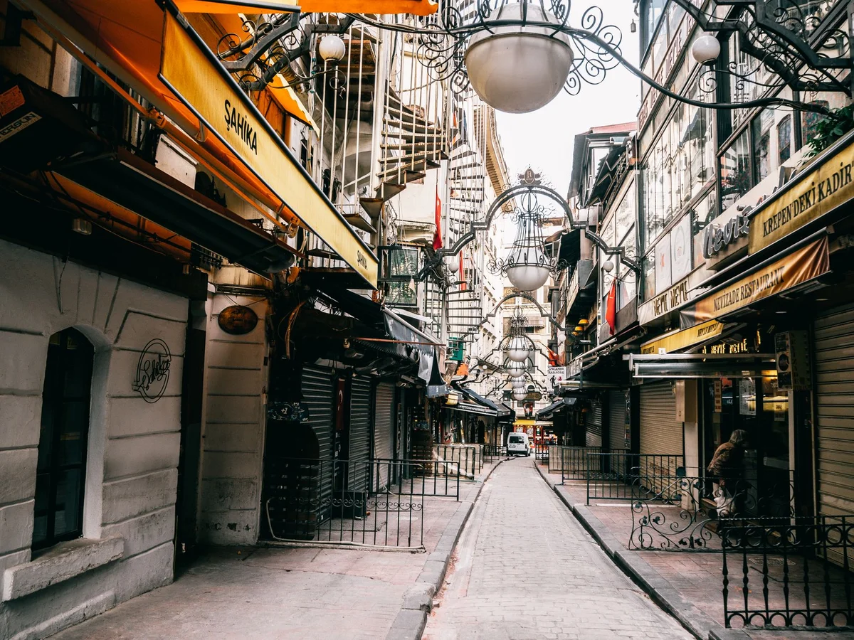 Doğu Garajı Bazaar view 2