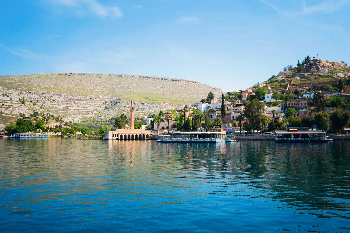 Kizilirmak Suspension Bridge view 2