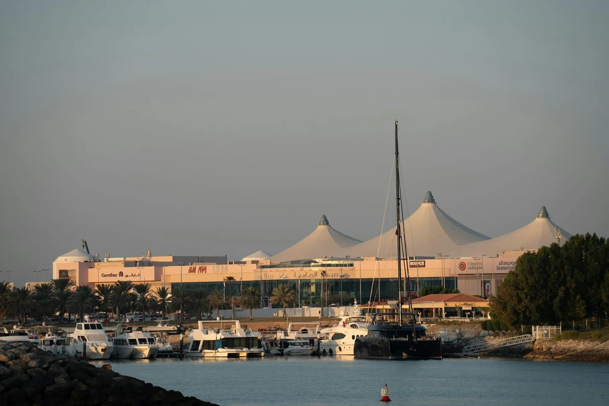 Marina Mall Abu Dhabi feature