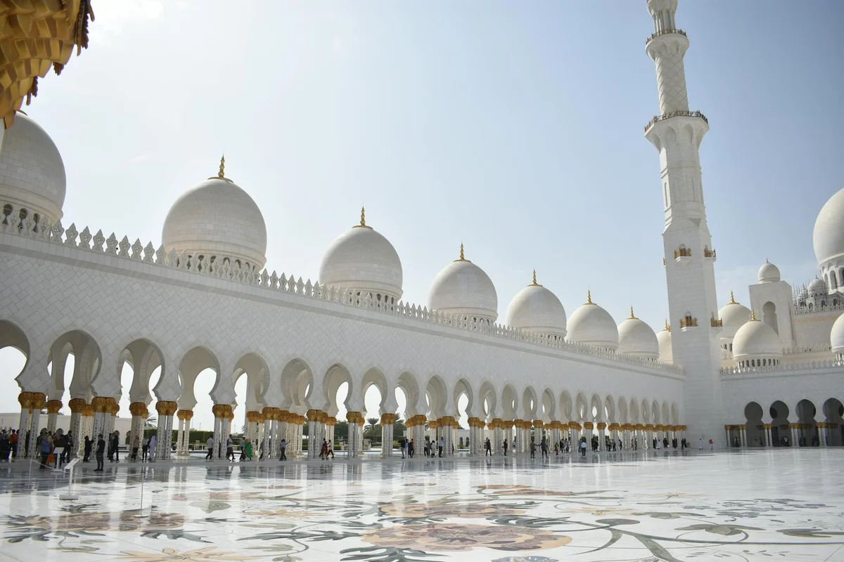 Sheikh Zayed Grand Mosque view 2