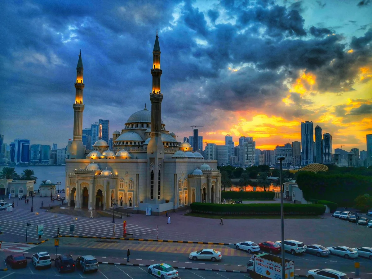 Al Noor Mosque feature