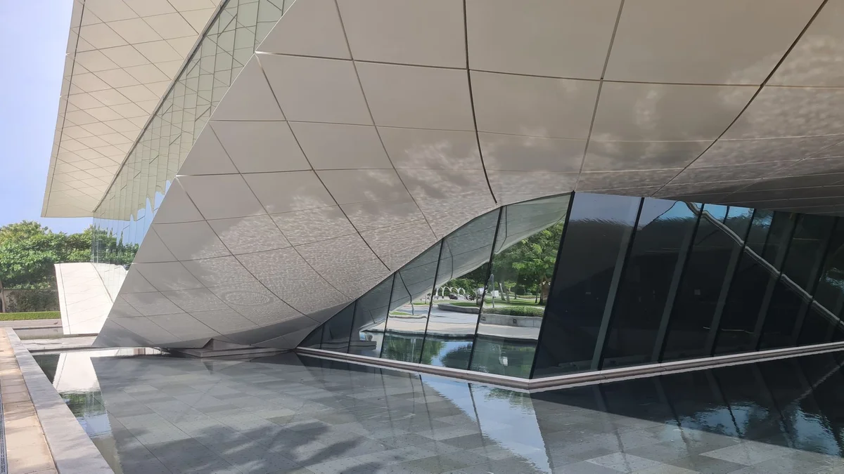 Etihad Museum feature