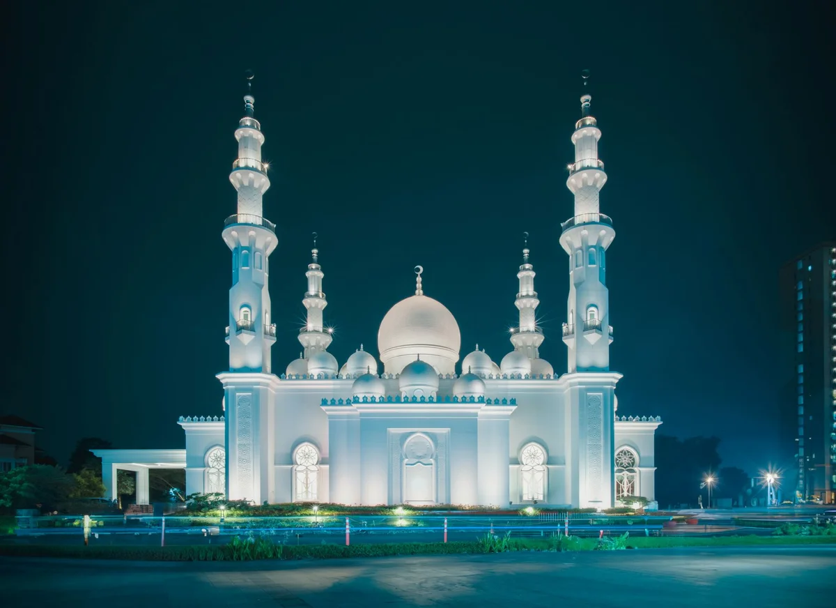 Jumeirah Mosque feature