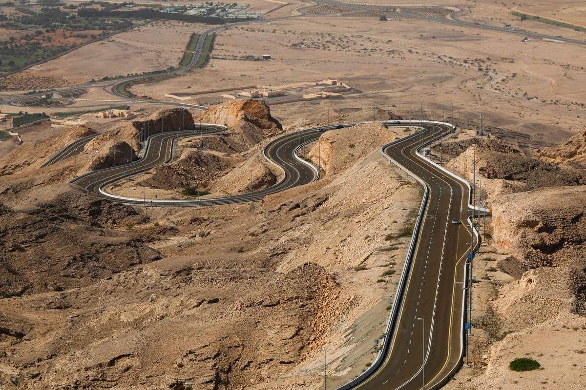 Wadi Shawka feature